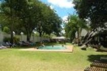 Adventure Lodge ヴィクトリア・フォールズ エクステリア 写真